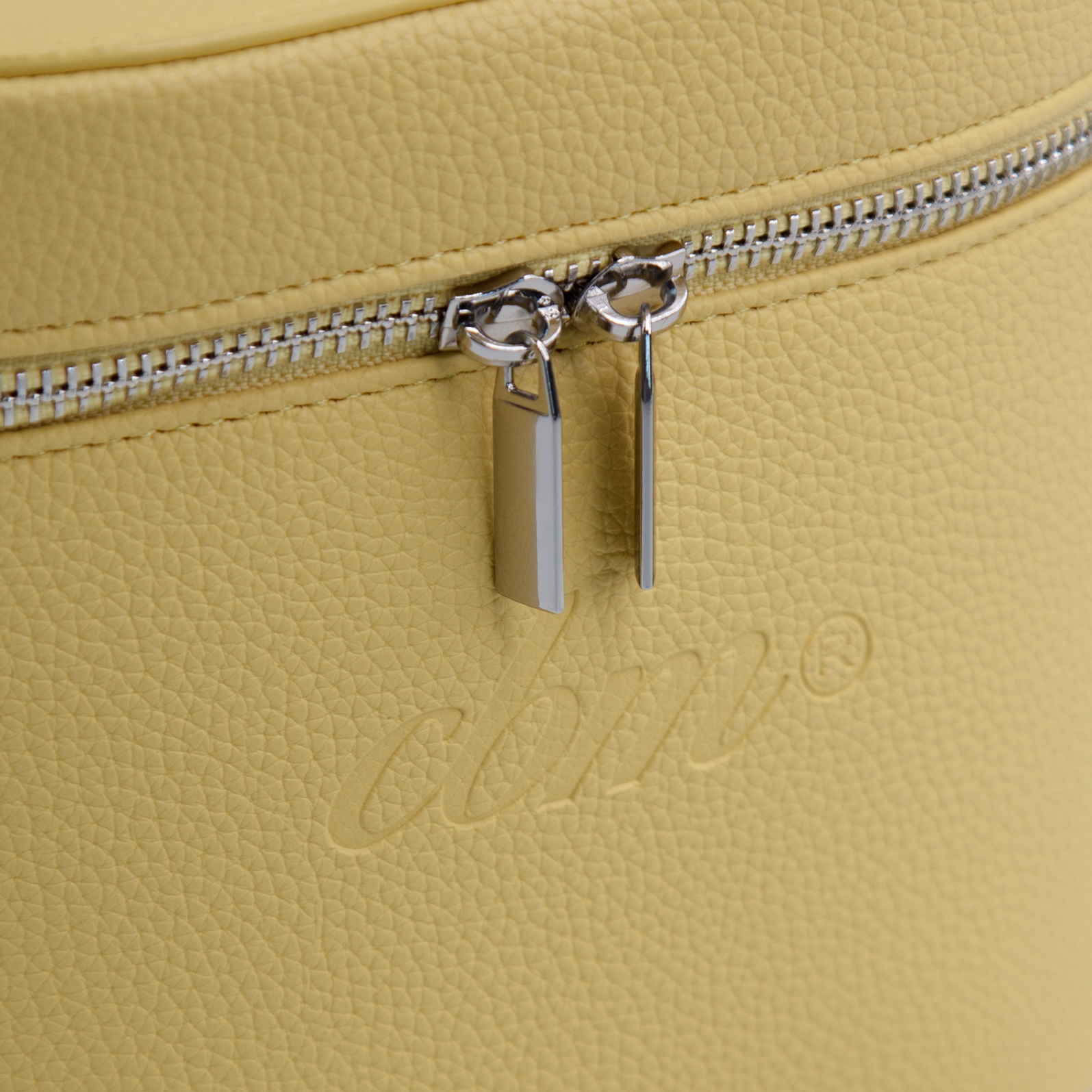 Vanity Case - Banana Cream